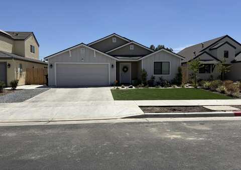 2121 E Oak Avenue, Visalia, CA 93292