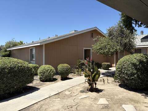 350 N Crenshaw Street, Visalia, CA 93291