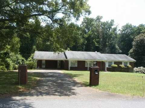 217 Starmount Drive, Statesville, NC 28677