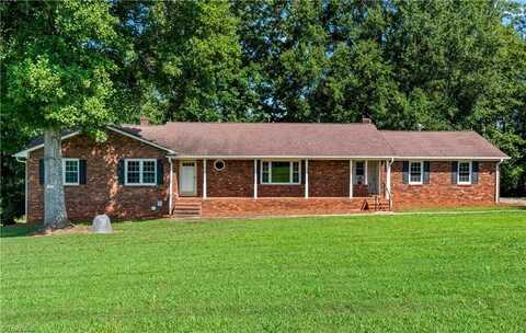 111 Earnhart Road, Pinnacle, NC 27043