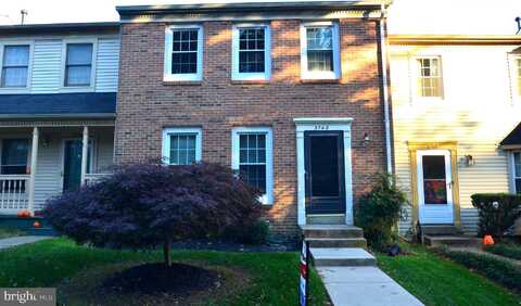 5748 LAKESIDE OAK LANE, BURKE, VA 22015