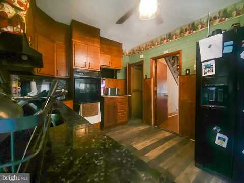 420 S 2ND STREET, DARBY, PA 19023