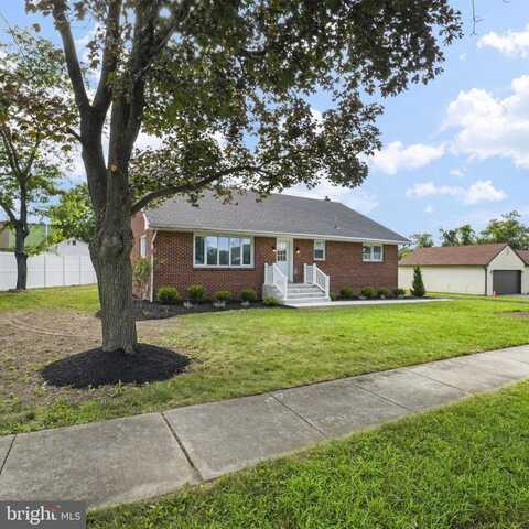 5 YUBAS AVENUE, BURLINGTON TOWNSHIP, NJ 08016
