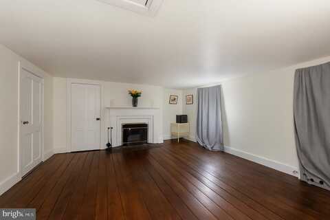 1105 BISHOP MEADE ROAD, BOYCE, VA 22620