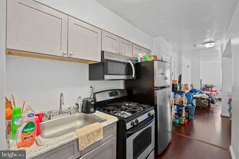 15 HALLEY PLACE SE, WASHINGTON, DC 20032