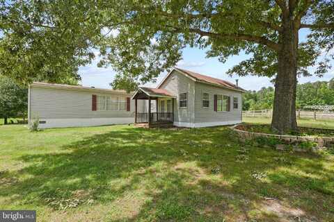 4901 LEWISTON ROAD, BUMPASS, VA 23024