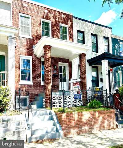 228 CROMWELL TERRACE NE, WASHINGTON, DC 20002