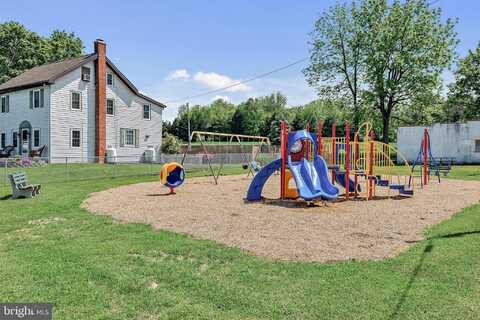 42 LOCUST LANE, LEBANON, PA 17042