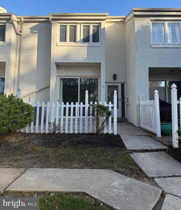113 MONTROSE AVENUE, BRYN MAWR, PA 19010