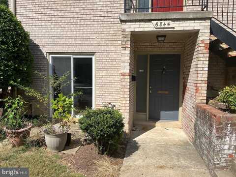 6844 PERRY PENNEY DRIVE, ANNANDALE, VA 22003