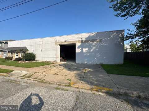 820 OAKLAND AVENUE, BURLINGTON, NJ 08016