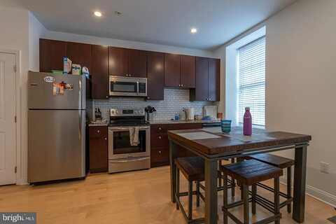 1311 SPRUCE STREET, PHILADELPHIA, PA 19107