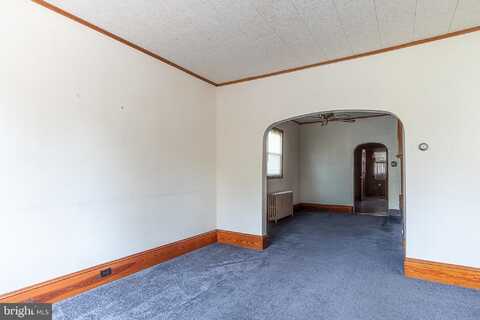 111 W SAYLOR STREET, MOUNT CARMEL, PA 17851