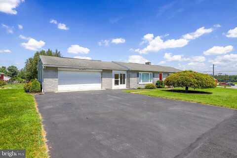 1547 HILLCREST DRIVE, CHAMBERSBURG, PA 17202