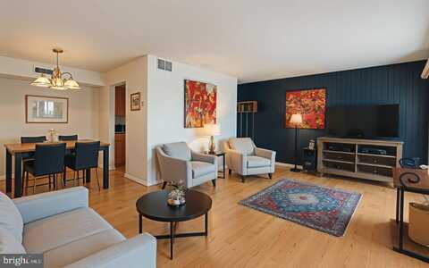 6994 HANOVER PARKWAY, GREENBELT, MD 20770