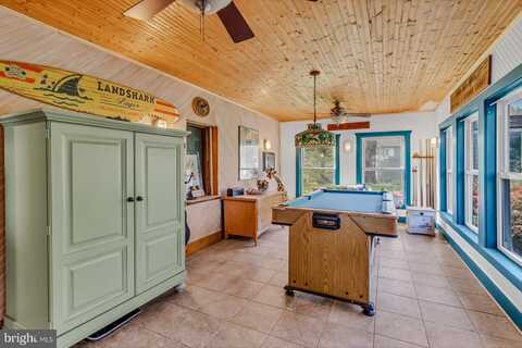 1434 MELROSE ROAD, LOTTSBURG, VA 22511