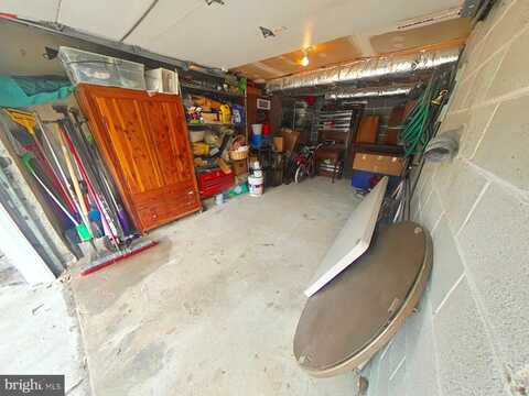 614 E GORGAS LANE, PHILADELPHIA, PA 19119