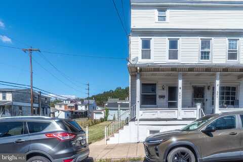 493 W SAYLOR STREET, MOUNT CARMEL, PA 17851