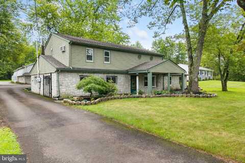 2965 UPPER RIDGE ROAD, PENNSBURG, PA 18073