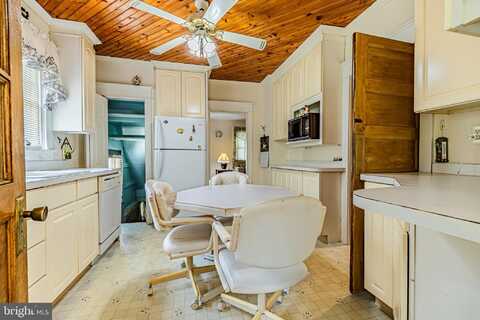 362 S 3RD STREET, HAMMONTON, NJ 08037