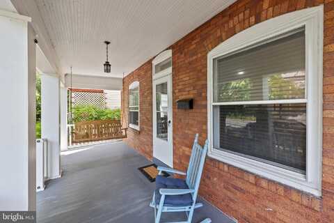 1046 CARSONIA AVENUE, READING, PA 19606