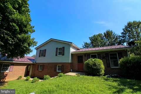 5490 HONEY ROCK COURT, CHAMBERSBURG, PA 17202