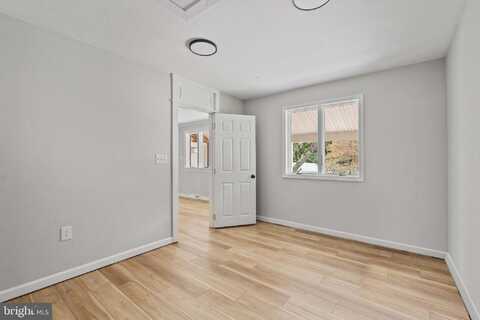 923 BENTLEY, LINDENWOLD, NJ 08021