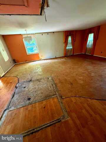 1 HAWLEY PLACE, WILLINGBORO, NJ 08046