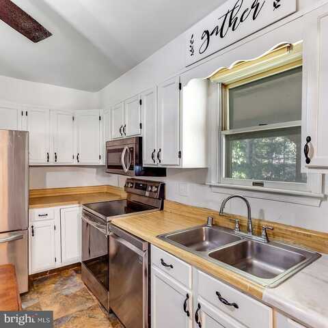 29 HILLCREST DRIVE, STAFFORD, VA 22556