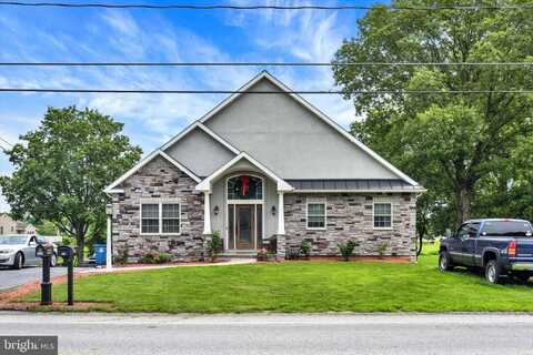 223 COLEBROOK ROAD, ELIZABETHTOWN, PA 17022