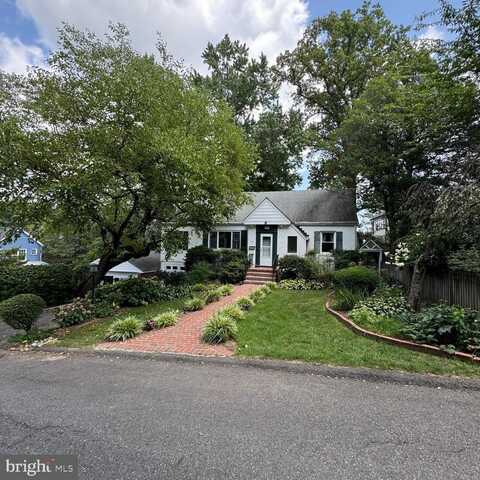 1811 N WAKEFIELD STREET, ARLINGTON, VA 22207