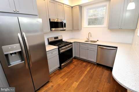1323 BUTTONWOOD STREET, PHILADELPHIA, PA 19123