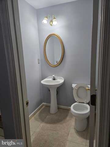 8635 JACKS REEF ROAD, LAUREL, MD 20724