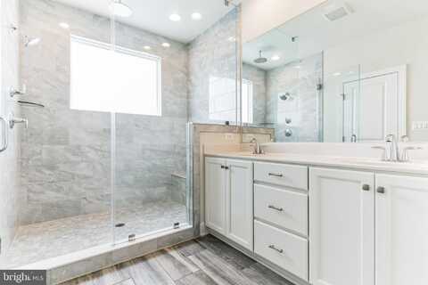 42301 ASHMEAD TERRACE, BRAMBLETON, VA 20148