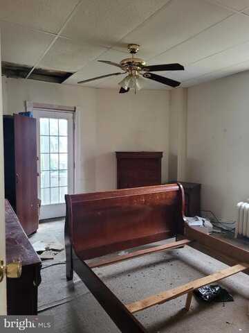 261 PEFFER STREET, HARRISBURG, PA 17102