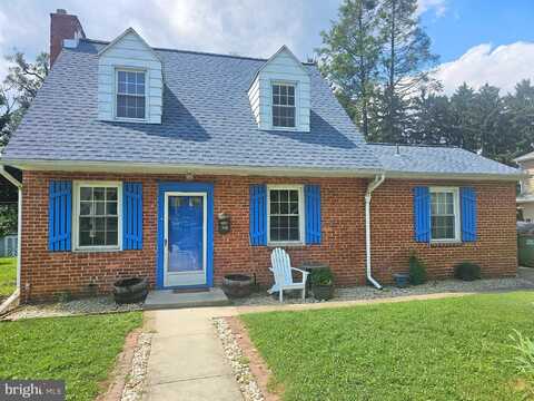 1906 CHATHAM DRIVE, CAMP HILL, PA 17011
