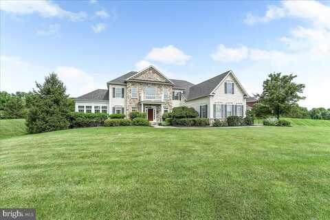 2 SCALEBY LANE, WEST CHESTER, PA 19382