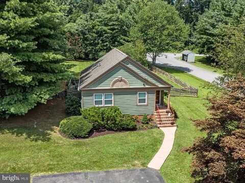 693 THOROUGHBRED DRIVE, CHARLES TOWN, WV 25414