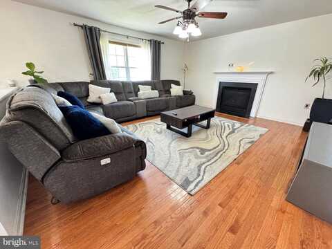 14732 CEDARBROOK DRIVE, GREENCASTLE, PA 17225
