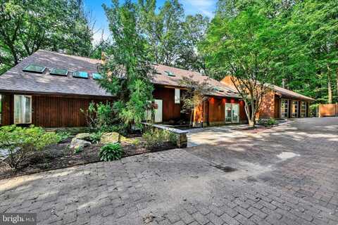 11 GREEN HEATHER COURT, PIKESVILLE, MD 21208