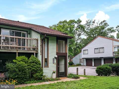 1725 LEISURE WAY, CROFTON, MD 21114