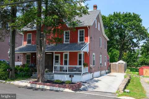 2 WOODLAND AVENUE, COATESVILLE, PA 19320