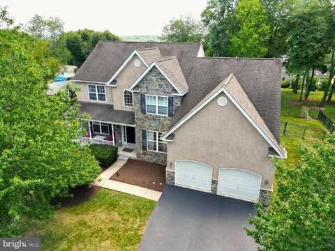 33 BORATEN ROAD, ROYERSFORD, PA 19468