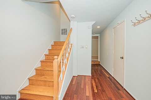 9962 LAKE LANDING, MONTGOMERY VILLAGE, MD 20886