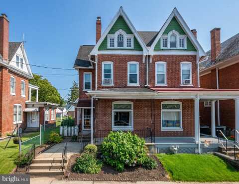 140 W WASHINGTON STREET, FLEETWOOD, PA 19522