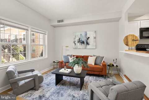 104 N BEDFORD STREET, ARLINGTON, VA 22201
