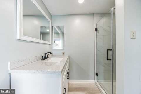 175 DUPONT STREET, PHILADELPHIA, PA 19127