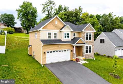 645 N PIER DRIVE, LANCASTER, PA 17603