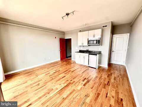 535 N BUDD STREET, PHILADELPHIA, PA 19104