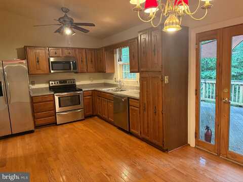11949 COTTON MILL DRIVE, WOODBRIDGE, VA 22192